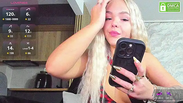 Daisy Abby03 online show from 10/28/25, 05:29