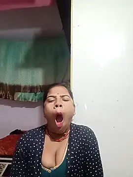 Pabitra cute online show from 11/12/25, 10:13