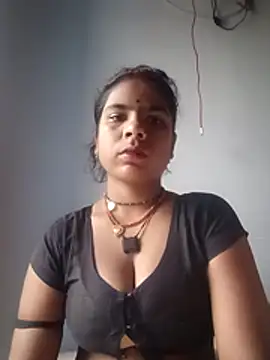 Pabitra cute online show from 10/27/25, 01:17