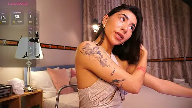 YokoKoko  online show from 10/28/25, 06:01