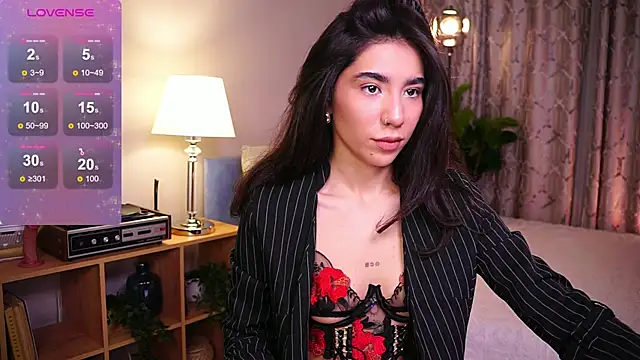 YokoKoko  online show from 11/18/25, 06:06