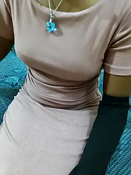 Snapshot of Chennai-couples chatting on 11/01/25, 06:13 Chennai-couples online show from 11/01/25, 06:13