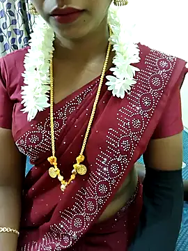 Snapshot of Chennai-couples chatting on 11/23/25, 02:05 Chennai-couples online show from 11/23/25, 02:05