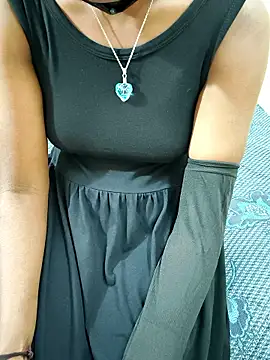 Snapshot of Chennai-couples chatting on 10/29/25, 08:41 Chennai-couples online show from 10/29/25, 08:41