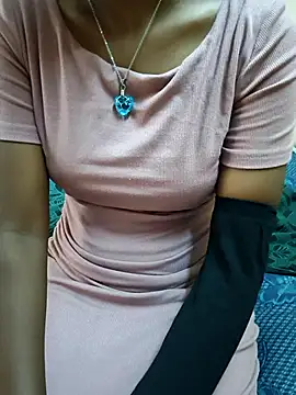 Snapshot of Chennai-couples chatting on 10/31/25, 03:58 Chennai-couples online show from 10/31/25, 03:58