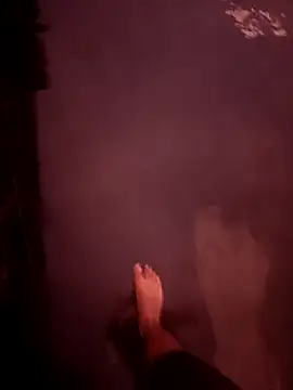 Snapshot of hemcrazy chatting on 10/28/25, 12:22 hemcrazy online show from 10/28/25, 12:22