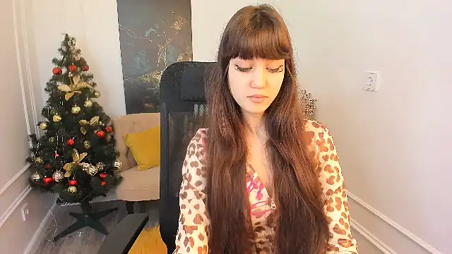 TiffanyYounge online show from 01/08/26, 04:29