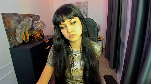 TiffanyYounge online show from 03/24/26, 12:05