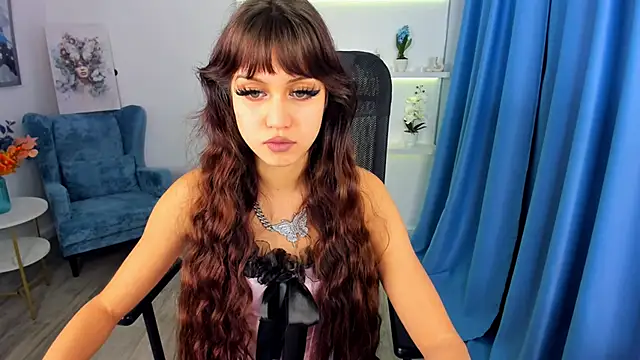 TiffanyYounge online show from 11/26/25, 12:16