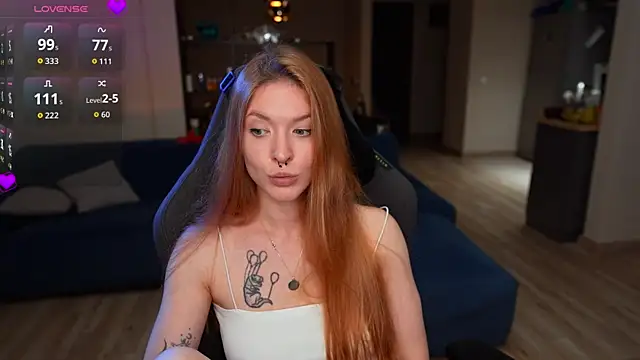 Snapshot of SsonicPorn chatting on 10/15/25, 04:26 SsonicPorn online show from 10/15/25, 04:26