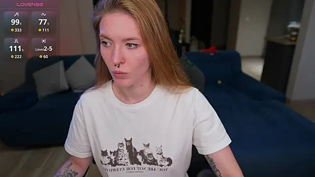 Snapshot of SsonicPorn chatting on 10/11/25, 01:23 SsonicPorn online show from 10/11/25, 01:23