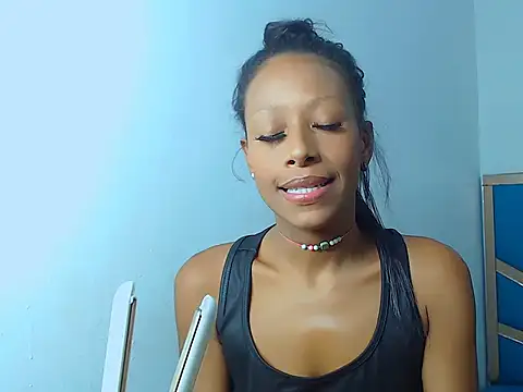 monserrath bitch naughty online show from 11/25/25, 04:24