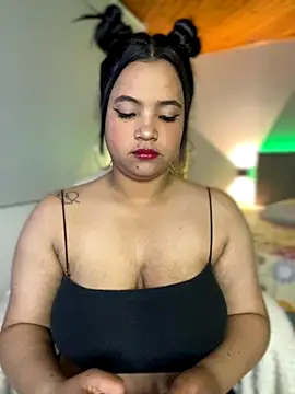 Emmi boobs online show from 10/09/25, 02:34