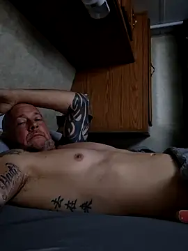 moonbeam37 online show from 10/06/25, 05:19