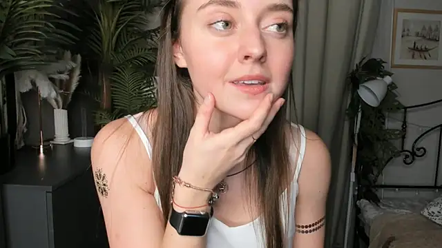 Snapshot of ThelmaJusto chatting on 10/30/25, 02:25 ThelmaJusto online show from 10/30/25, 02:25