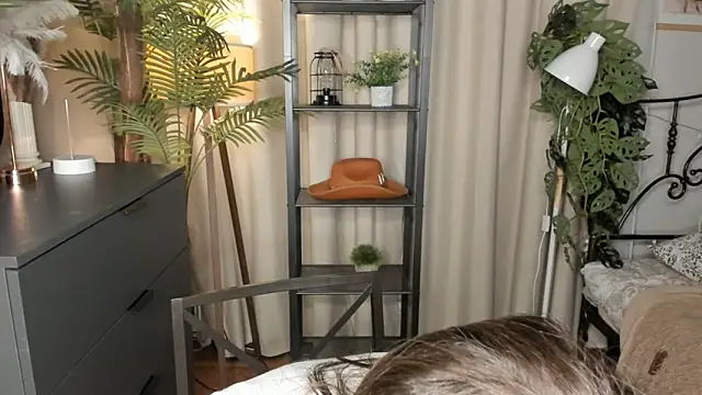 Snapshot of ThelmaJusto chatting on 11/23/25, 03:11 ThelmaJusto online show from 11/23/25, 03:11