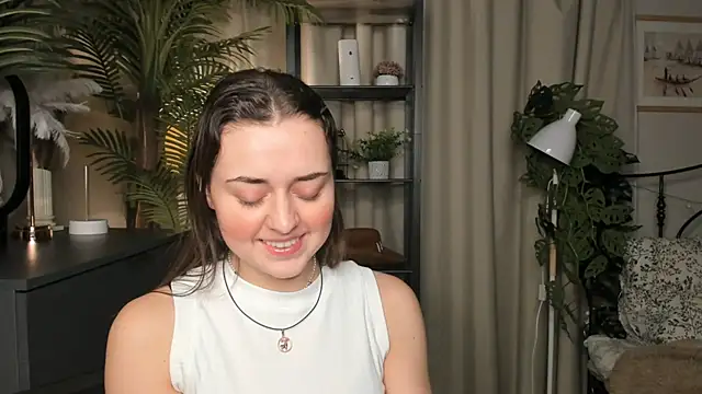 Snapshot of ThelmaJusto chatting on 12/01/25, 03:46 ThelmaJusto online show from 12/01/25, 03:46