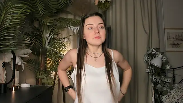 Snapshot of ThelmaJusto chatting on 12/14/25, 03:17 ThelmaJusto online show from 12/14/25, 03:17