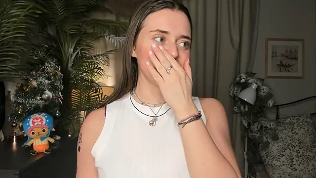 ThelmaJusto online show from 01/10/26, 03:29