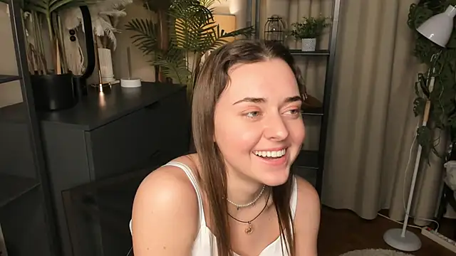 Snapshot of ThelmaJusto chatting on 11/27/25, 04:07 ThelmaJusto online show from 11/27/25, 04:07