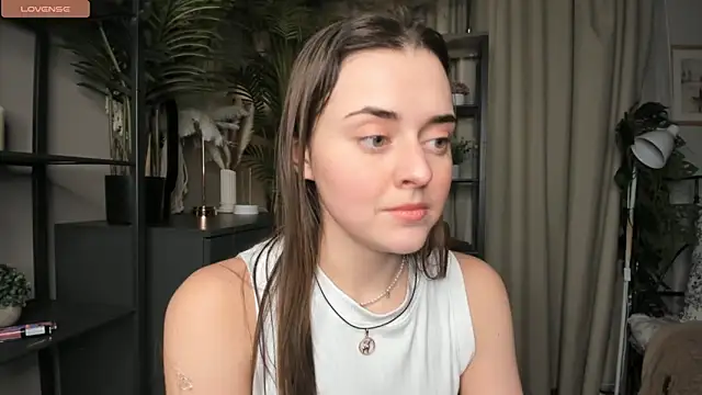 Snapshot of ThelmaJusto chatting on 11/16/25, 02:11 ThelmaJusto online show from 11/16/25, 02:11