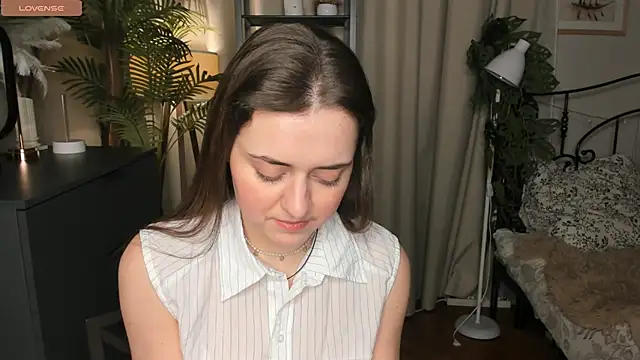 Snapshot of ThelmaJusto chatting on 12/05/25, 03:43 ThelmaJusto online show from 12/05/25, 03:43