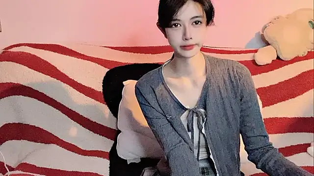 Snapshot of Nuomio chatting on 02/25/26, 06:19 Nuomio online show from 02/25/26, 06:19