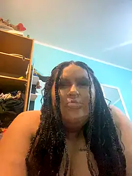 gothlove666 online show from 10/31/25, 10:49