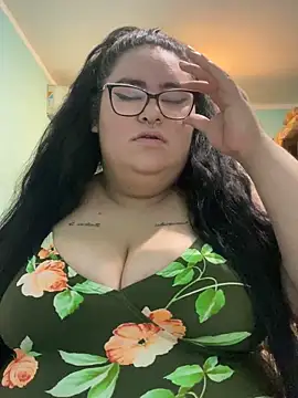 gothlove666 online show from 10/09/25, 02:06