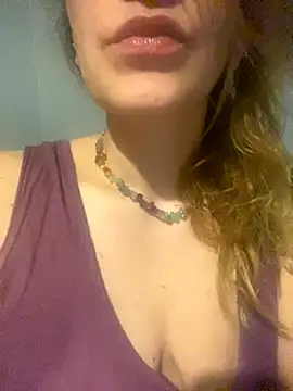 melisss2 online show from 11/02/25, 04:12