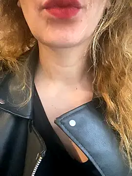 melisss2 online show from 12/02/25, 07:43