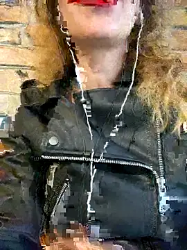 melisss2 online show from 10/11/25, 12:50