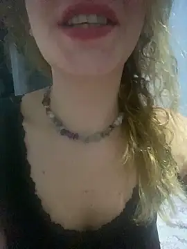 melisss2 online show from 10/17/25, 09:16