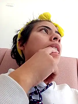 Eva Feller69 online show from 10/25/25, 04:07