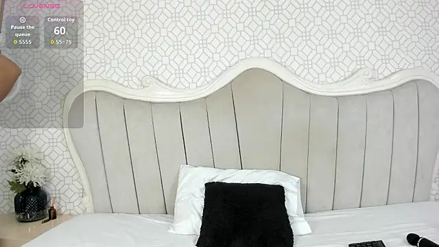 MarcelaCortes online show from 03/31/26, 09:39