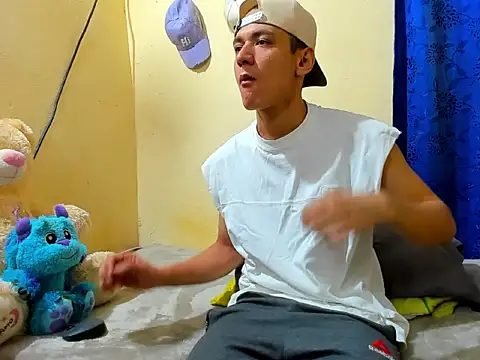 dylan navas online show from 11/02/25, 09:20