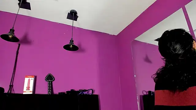 Snapshot of SabbathSinclair chatting on 10/31/25, 11:40 SabbathSinclair online show from 10/31/25, 11:40