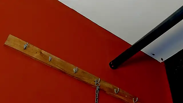 Snapshot of SabbathSinclair chatting on 10/08/25, 03:35 SabbathSinclair online show from 10/08/25, 03:35