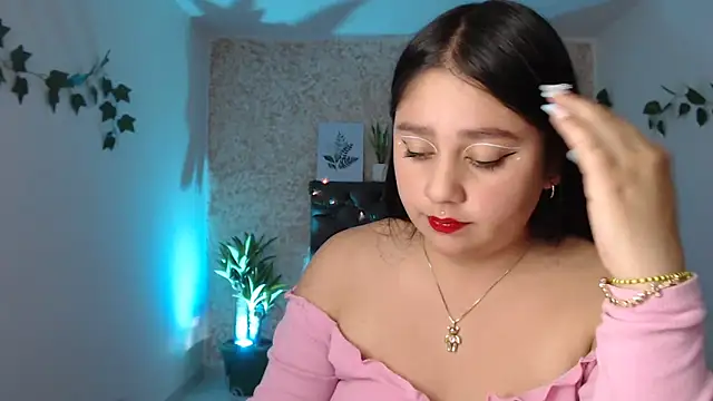 Snapshot of KOREN_JALAA chatting on 02/25/25, 10:31 KOREN JALAA online show from 02/25/25, 10:31