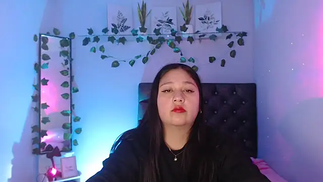 Snapshot of KOREN_JALAA chatting on 01/11/25, 09:36 KOREN JALAA online show from 01/11/25, 09:36