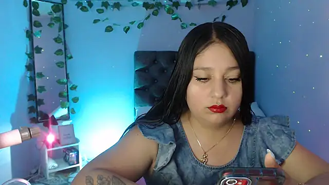 Snapshot of KOREN_JALAA chatting on 02/15/25, 05:28 KOREN JALAA online show from 02/15/25, 05:28