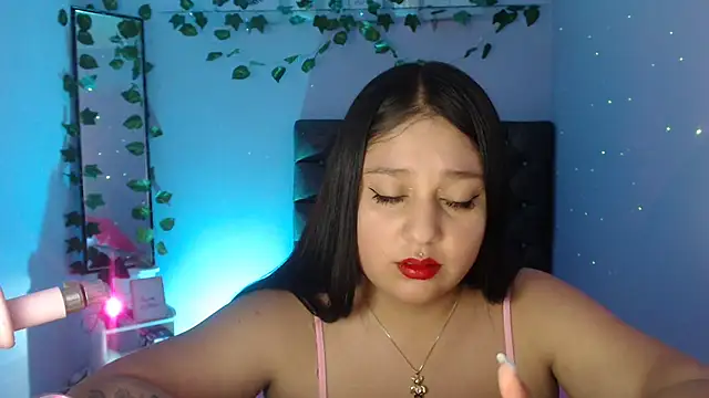 Snapshot of KOREN_JALAA chatting on 02/15/25, 08:45 KOREN JALAA online show from 02/15/25, 08:45