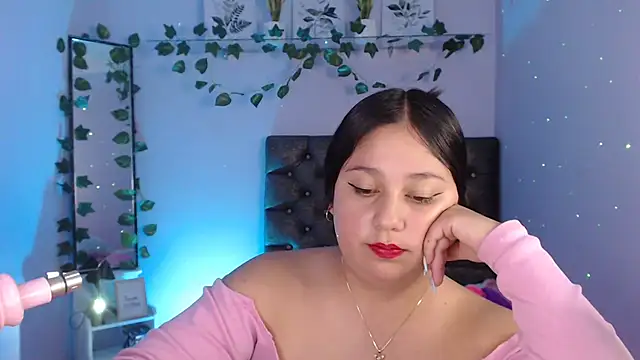 Snapshot of KOREN_JALAA chatting on 02/06/25, 11:48 KOREN JALAA online show from 02/06/25, 11:48