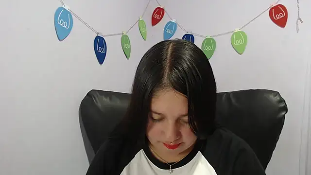 Snapshot of KOREN_JALAA chatting on 01/07/25, 06:56 KOREN JALAA online show from 01/07/25, 06:56