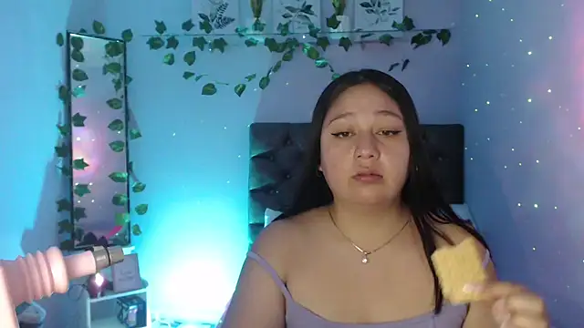Snapshot of KOREN_JALAA chatting on 01/21/25, 04:58 KOREN JALAA online show from 01/21/25, 04:58