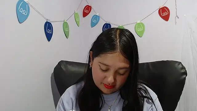 Snapshot of KOREN_JALAA chatting on 01/04/25, 11:06 KOREN JALAA online show from 01/04/25, 11:06