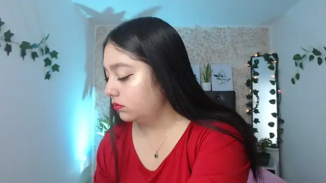 Snapshot of KOREN_JALAA chatting on 03/04/25, 05:45 KOREN JALAA online show from 03/04/25, 05:45
