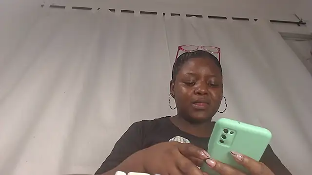 Kim Browns online show from 04/01/26, 02:13