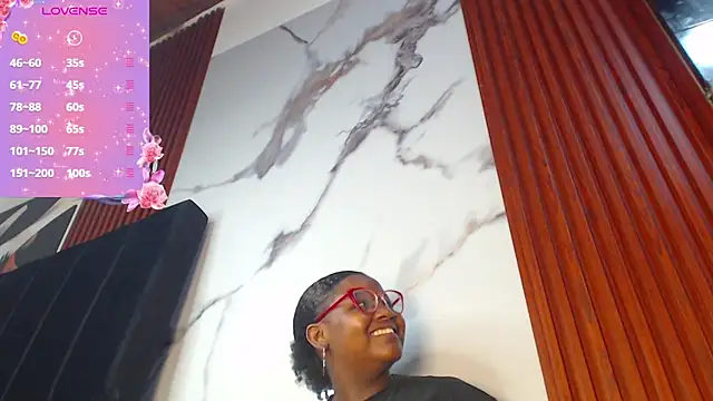 Kim Browns online show from 05/03/26, 02:27