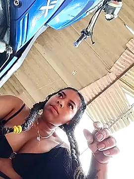 Amayavaldes online show from 12/17/25, 04:01